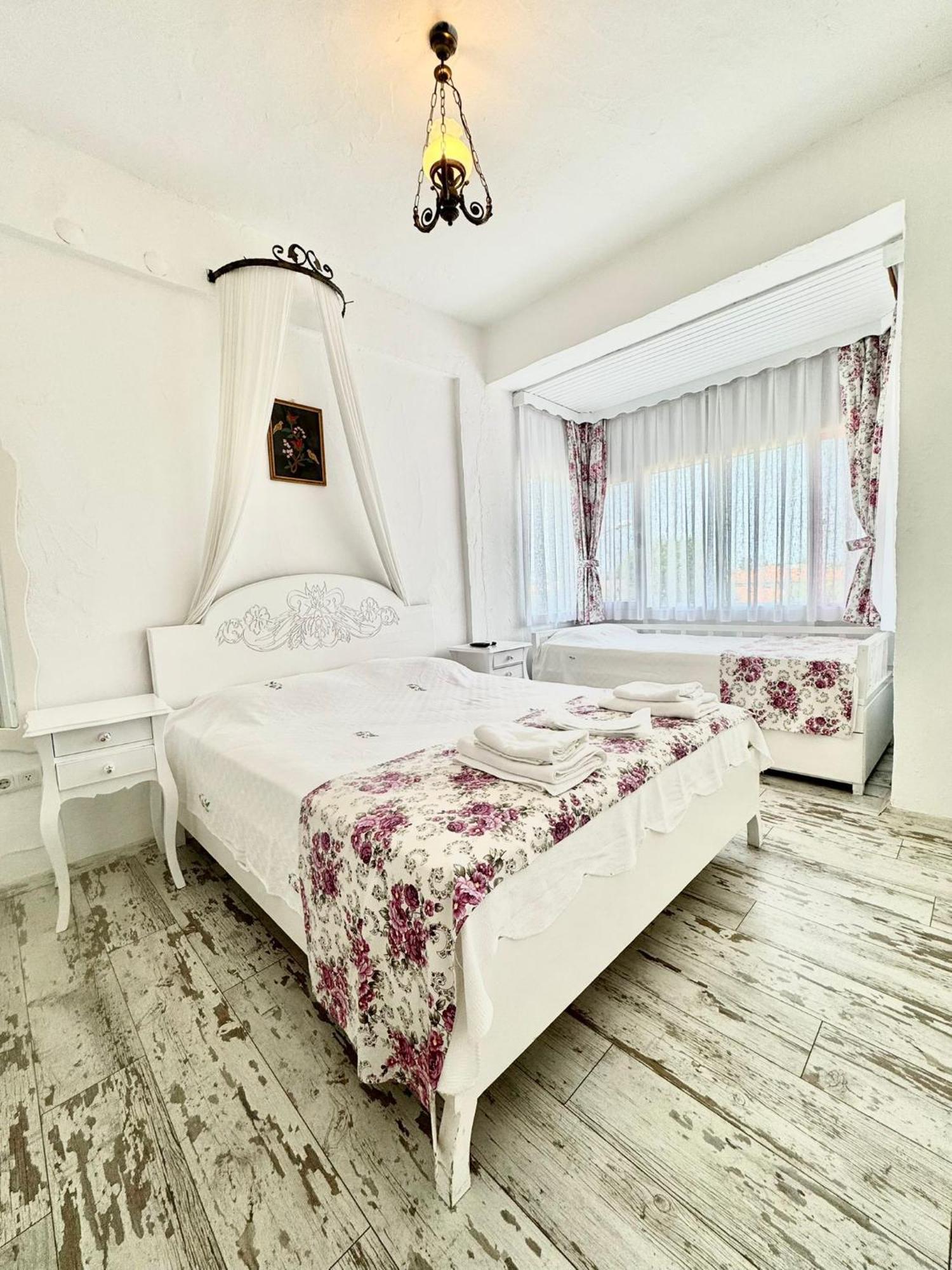 Hotel Aisem By Hire Alaçatı Exterior foto