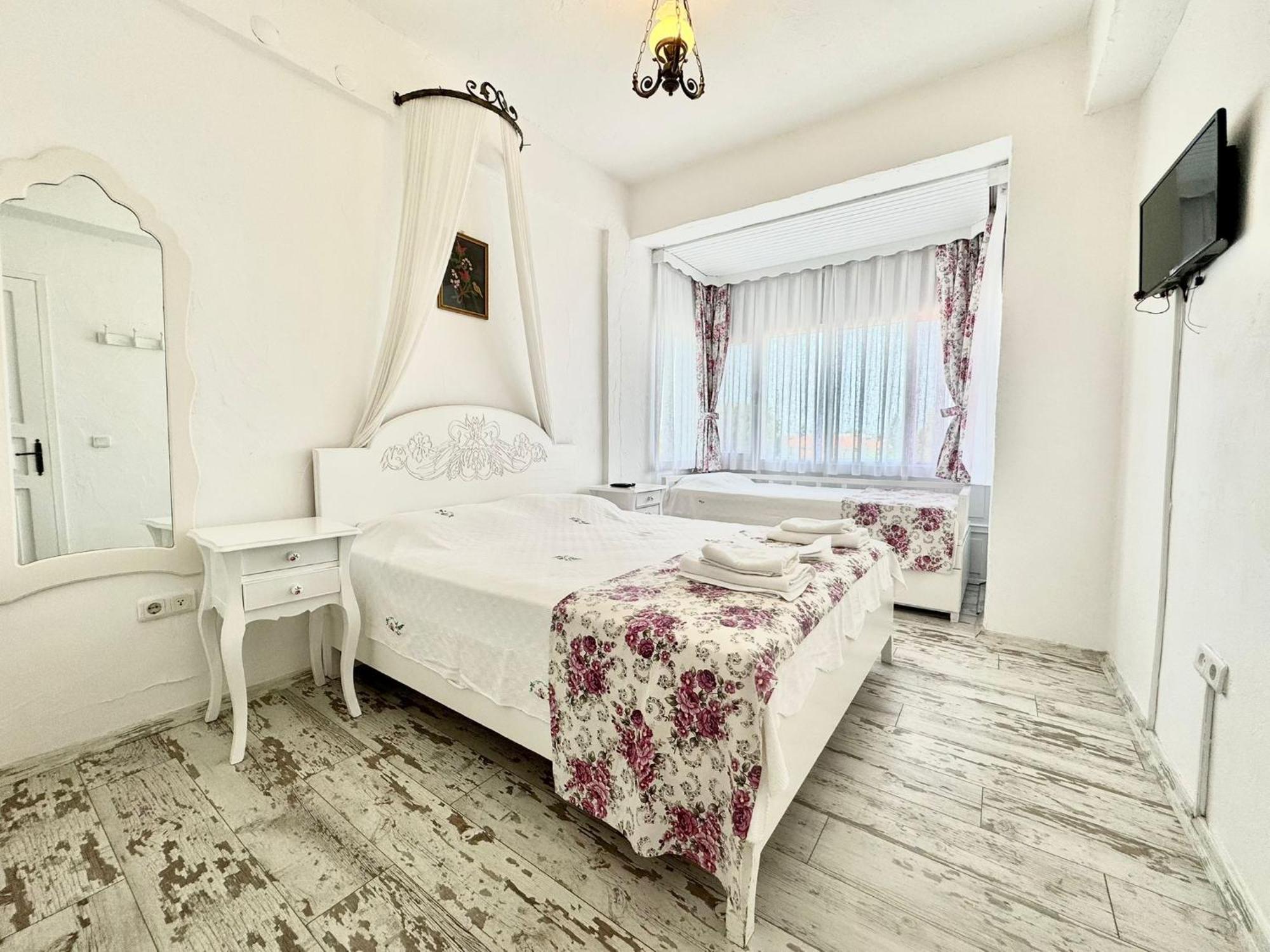 Hotel Aisem By Hire Alaçatı Exterior foto